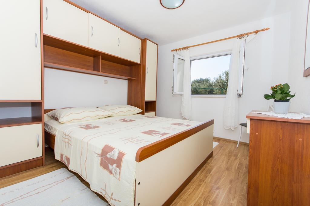 Apartment Mika 2 Trogir Bagian luar foto